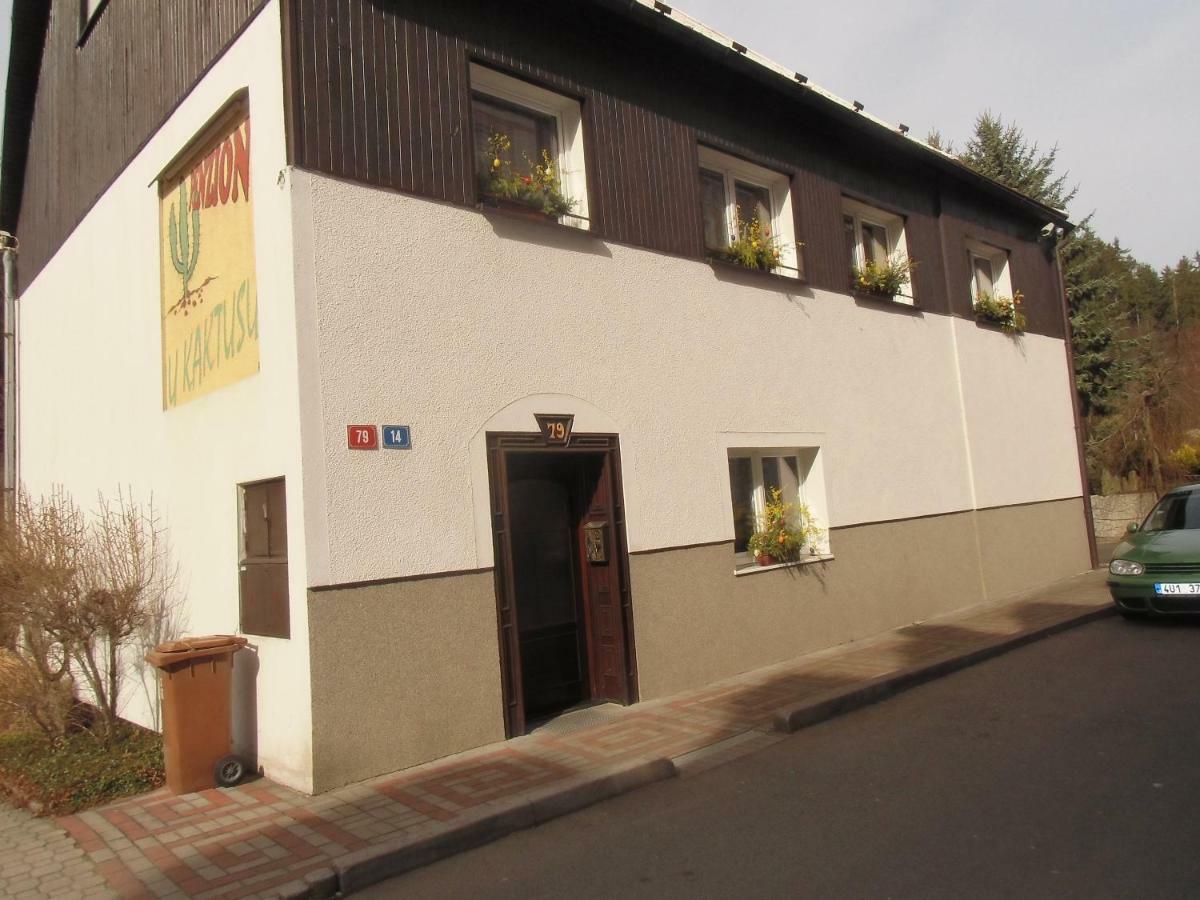 Pension U Kaktusu Karlsbad Buitenkant foto